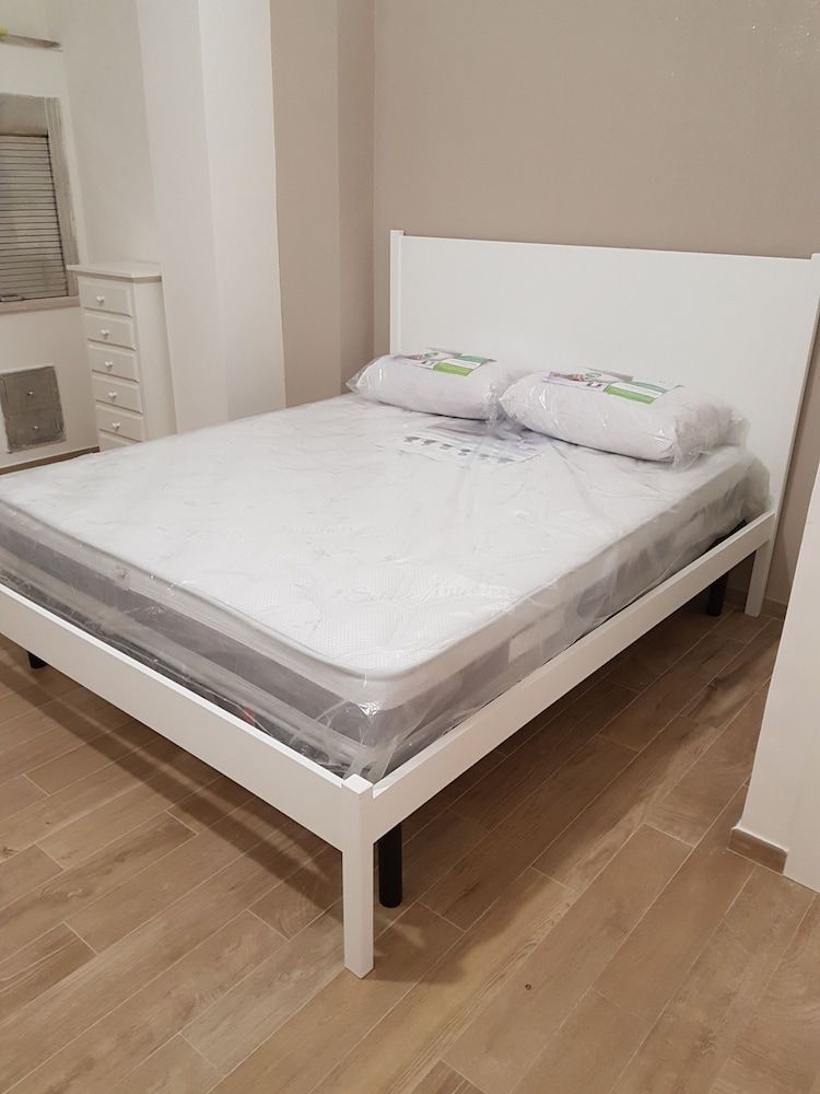 Royal House Studio Suite, Multiple Beds (Right side) 2