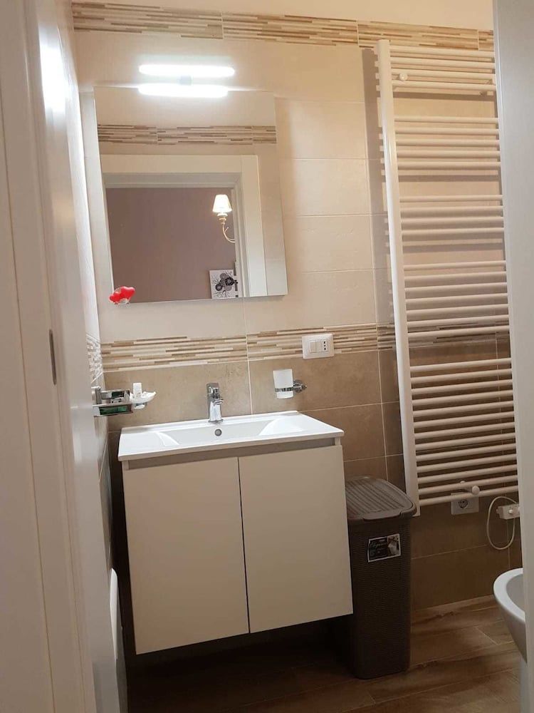 Royal House Double Room, Balcony, City View (Left side) 13