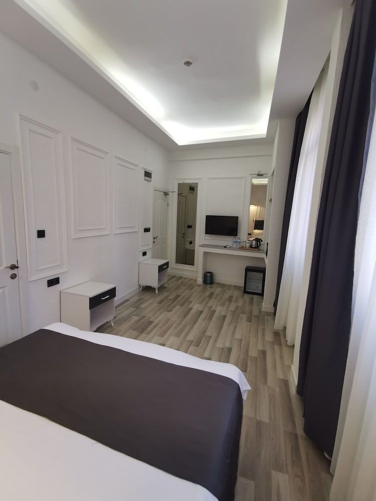 HOTEL EFZEN STANDART CIFT KISILIK ODA 14