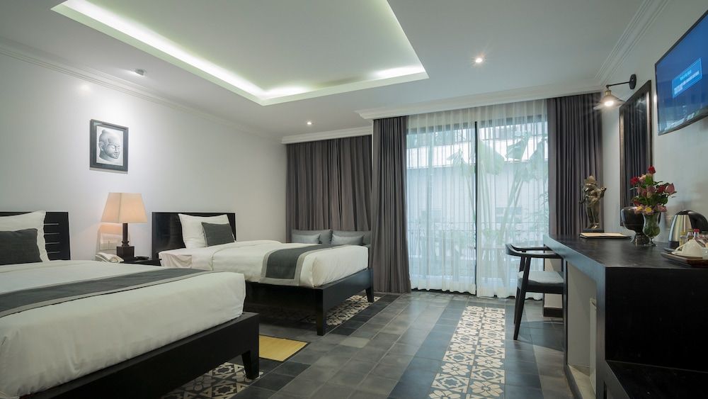 The Cyclo Residence Suite Deluxe Double or Twin Room - Free Pick Up 10