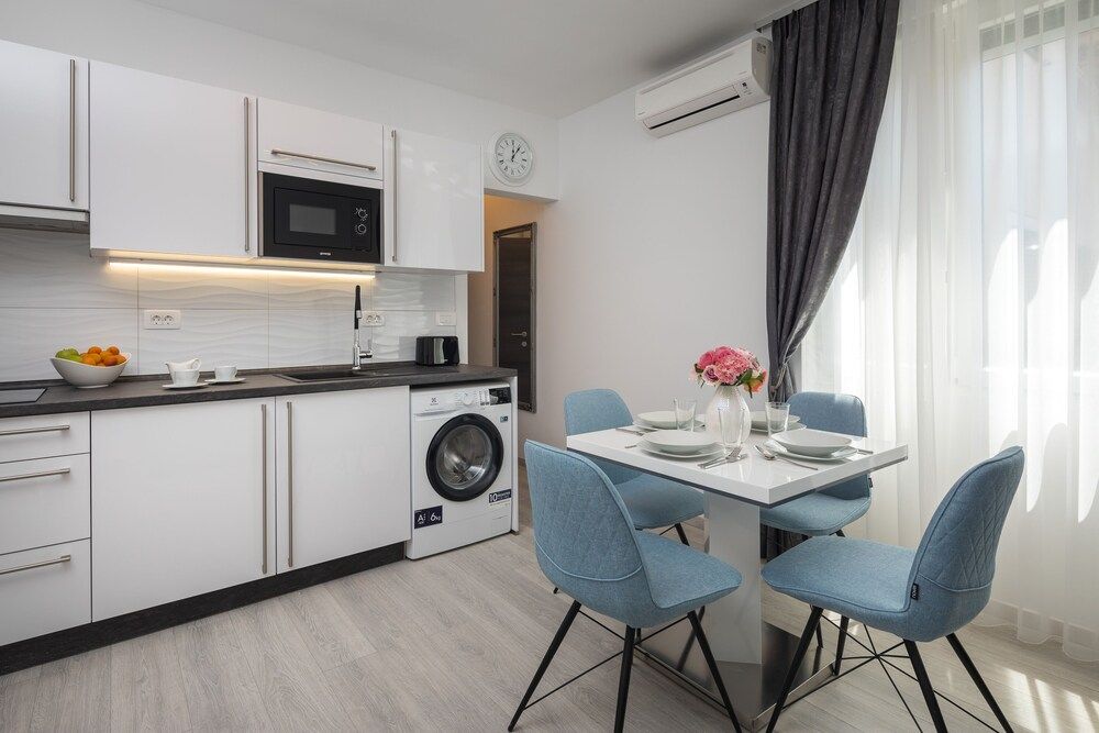 undefined Luxury Studios & Rooms Seven 10