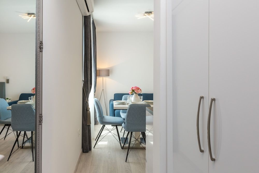 undefined Luxury Studios & Rooms Seven 6
