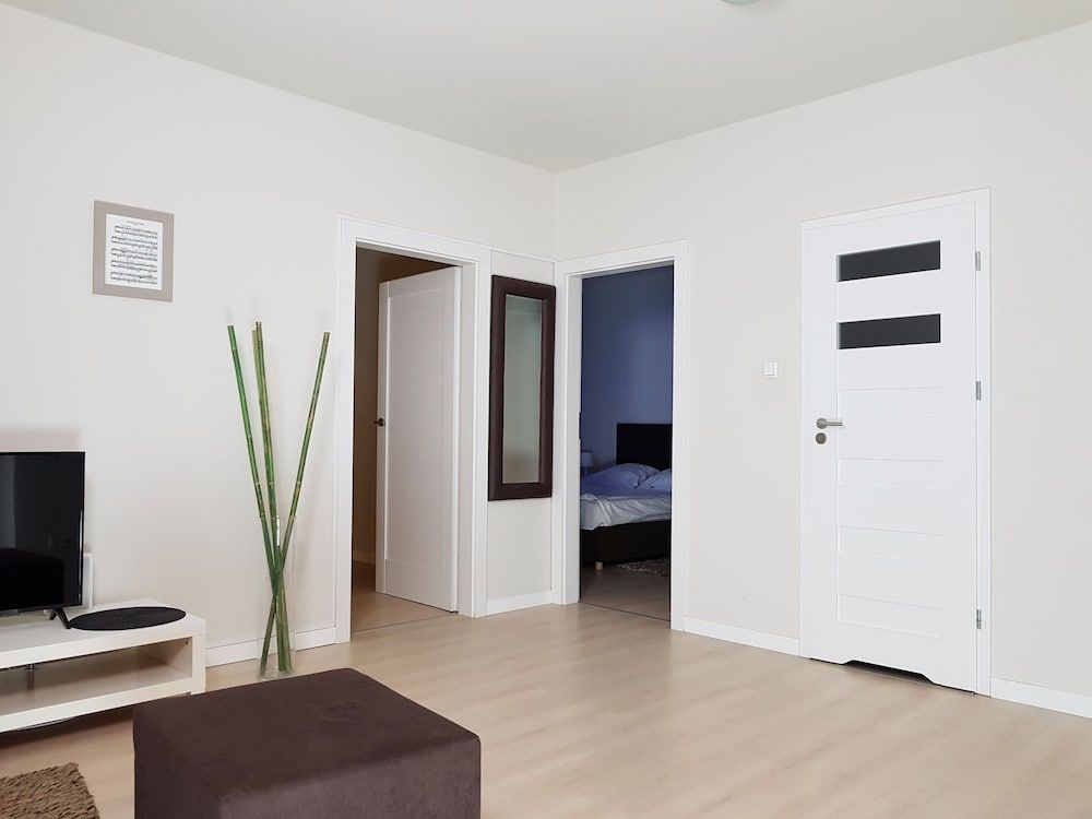 Chopin Apartments Eco Apartment, 2 Bedrooms 6