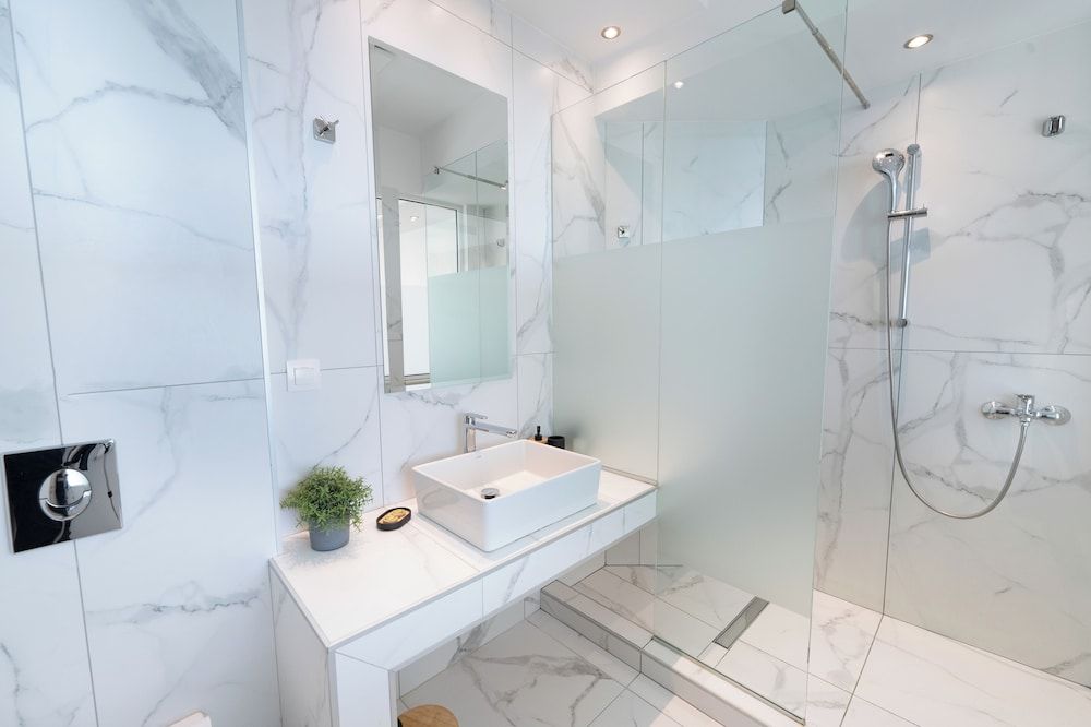 Sea & the City Deluxe Studio Suite, 1 Queen Bed with Sofa bed, Sea View 9