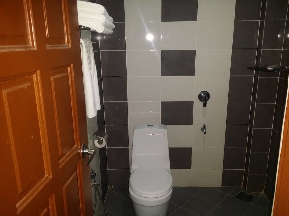 De Baron Resort Standard Room (Situated in the building across) 3