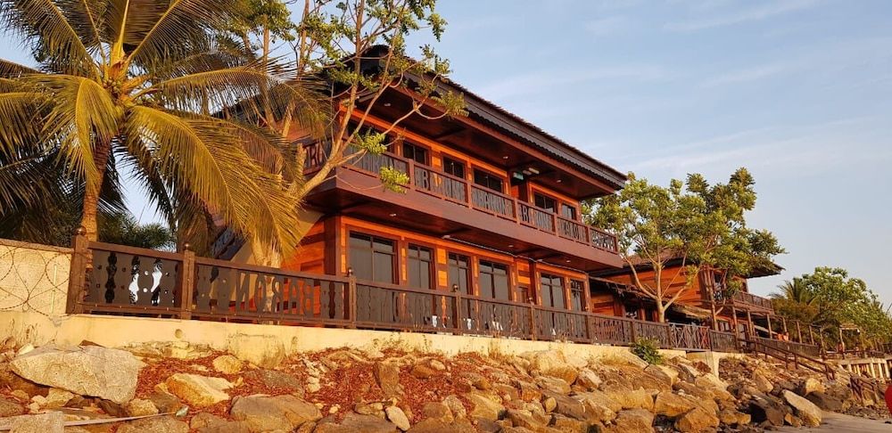 undefined De Baron Resort 2