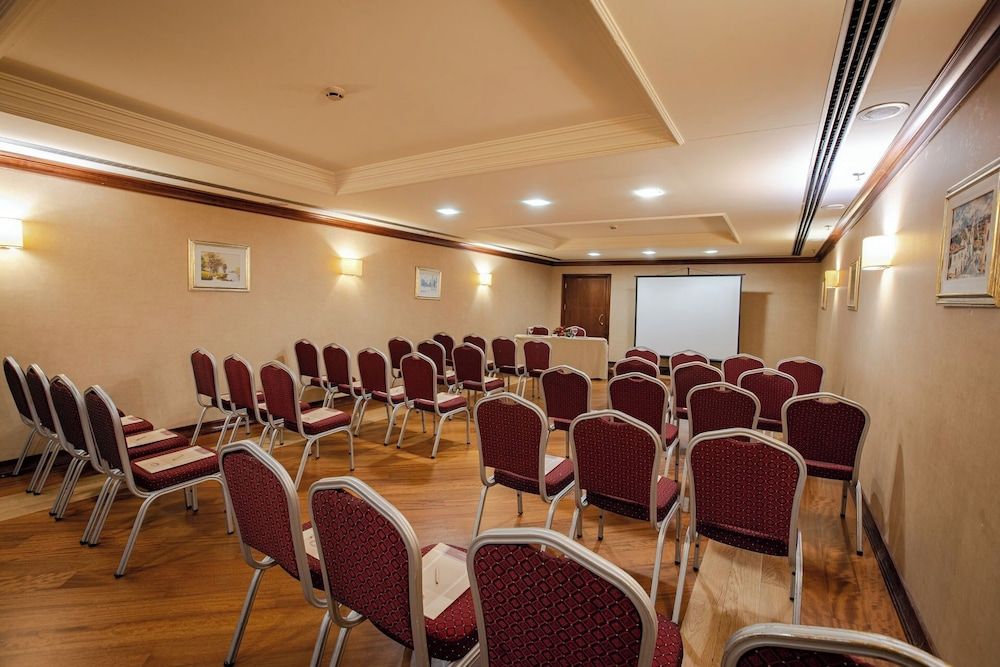 undefined Buyukhanli Park Hotel Deluxe & Residence - Special Class 9