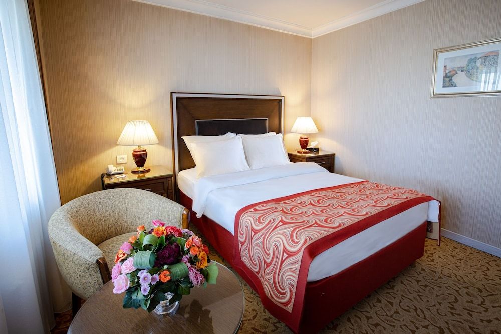 undefined Buyukhanli Park Hotel Deluxe & Residence - Special Class