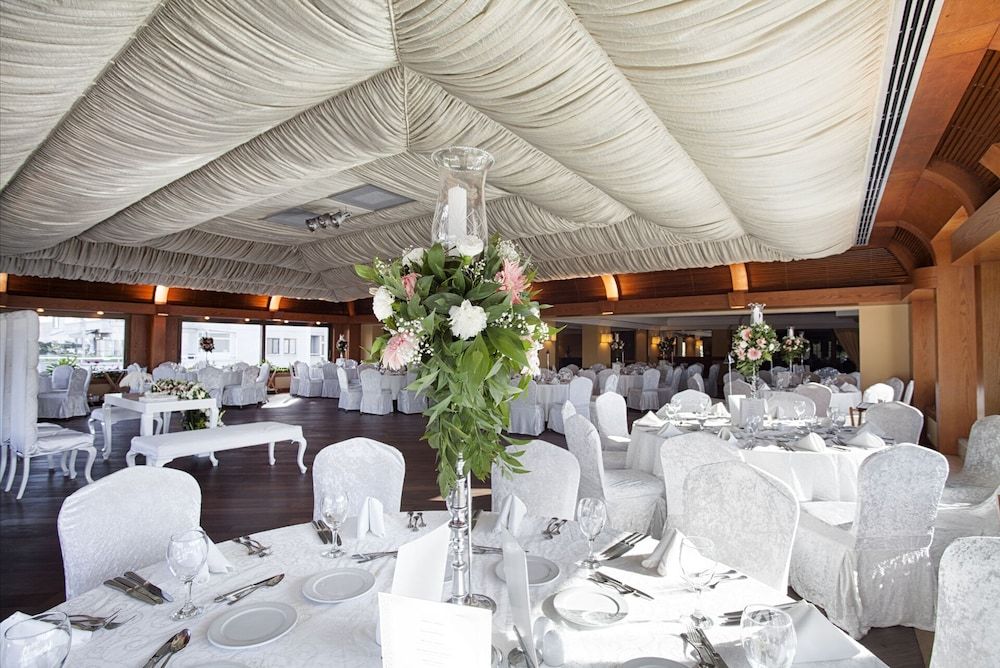 undefined Buyukhanli Park Hotel Deluxe & Residence - Special Class 8