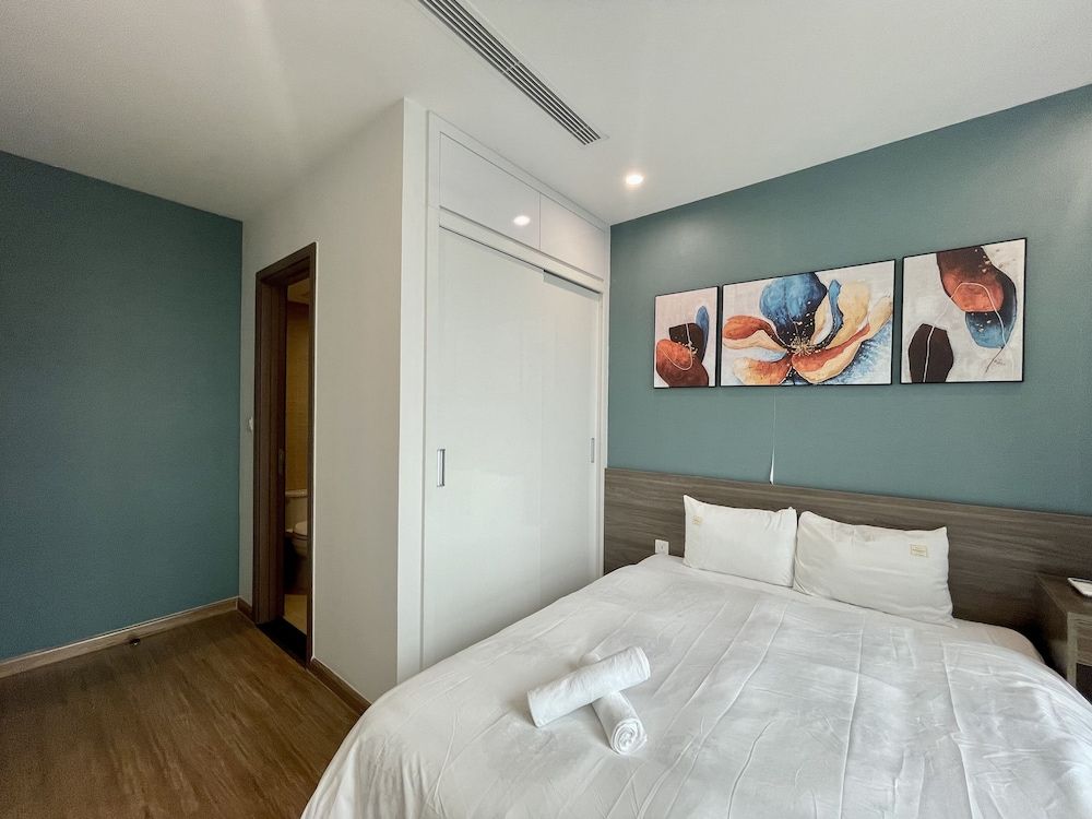 Cindy Vinhomes Skylake Apartments Business Apartment, 2 Bedrooms, Balcony, City View 4