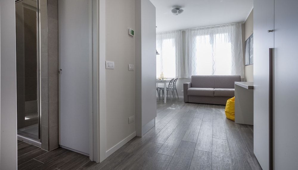 Italianway - Cadorna 10 flat A Apartment (0 Bedroom) 10