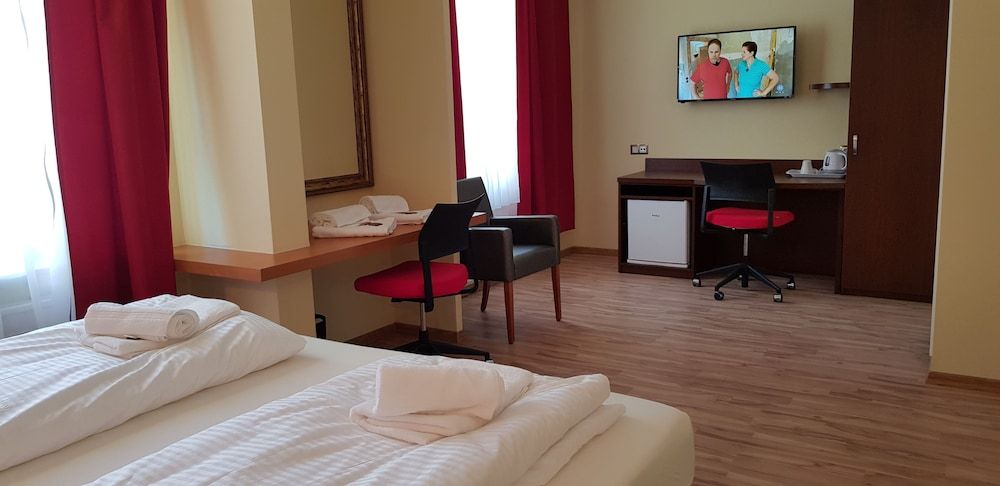 undefined Hotel Villa Lalee 5