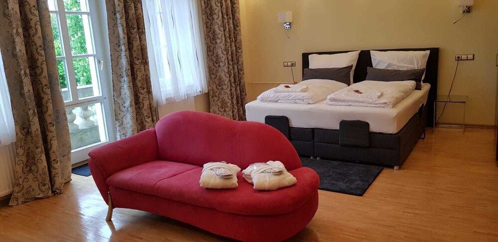 undefined Hotel Villa Lalee 7
