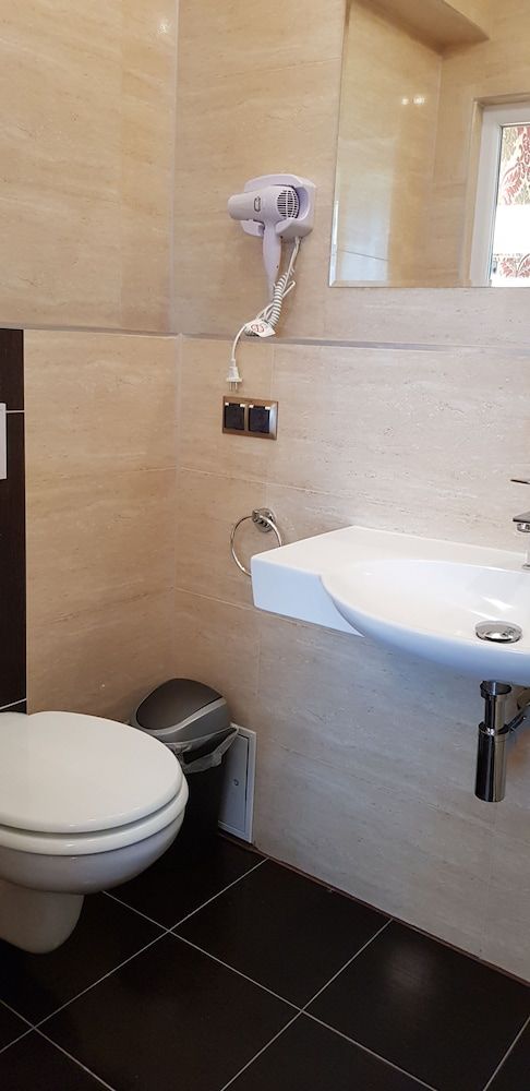 Hotel Villa Lalee Standard Double Room 11