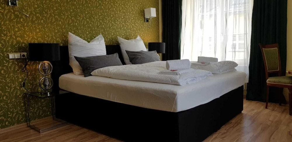 Family Suite, Double and King