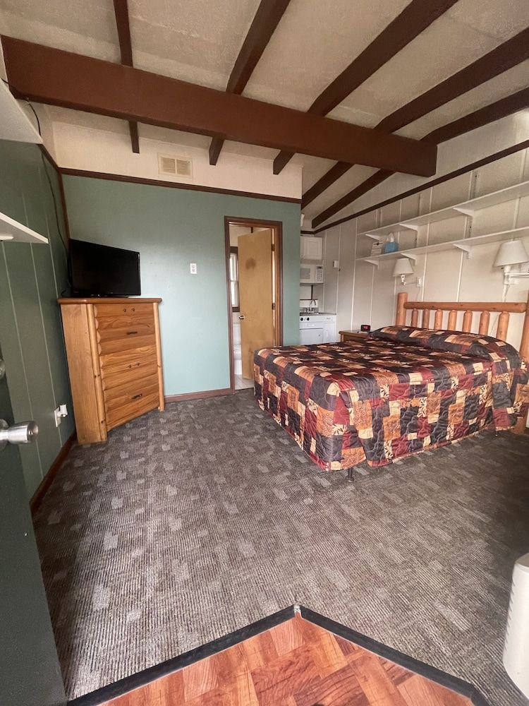 OLDE MILL INN OF CLARKSTON Deluxe Room 2