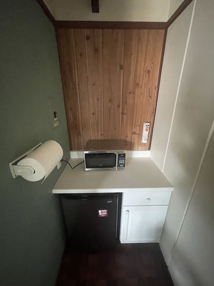 OLDE MILL INN OF CLARKSTON Standard Room 22