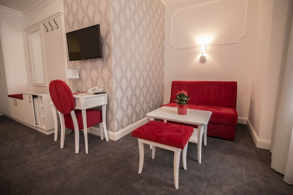 Double or Twin Room (Extra bed)