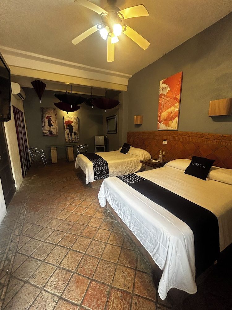 Hotel Olimpia Centro Histórico Standard Room, 2 Double Beds 2