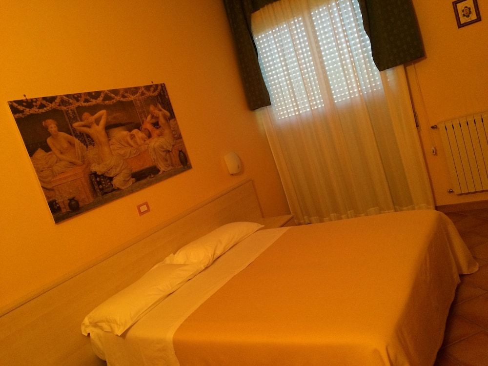 Di Rocco Single Room 2