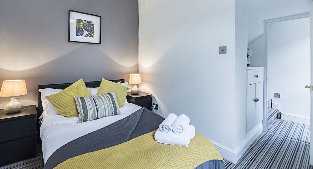 undefined 2Bed Apartment in Camden 10