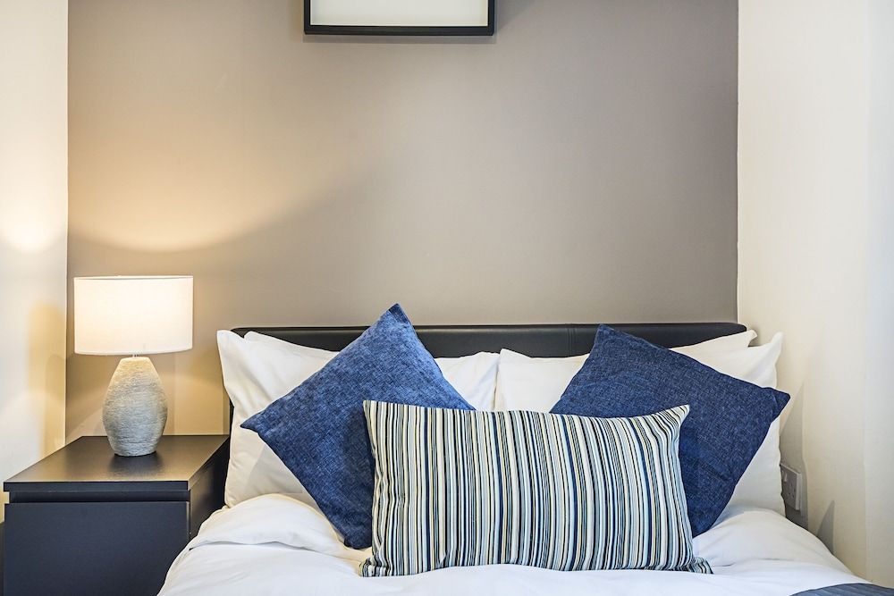 undefined 2Bed Apartment in Camden 6