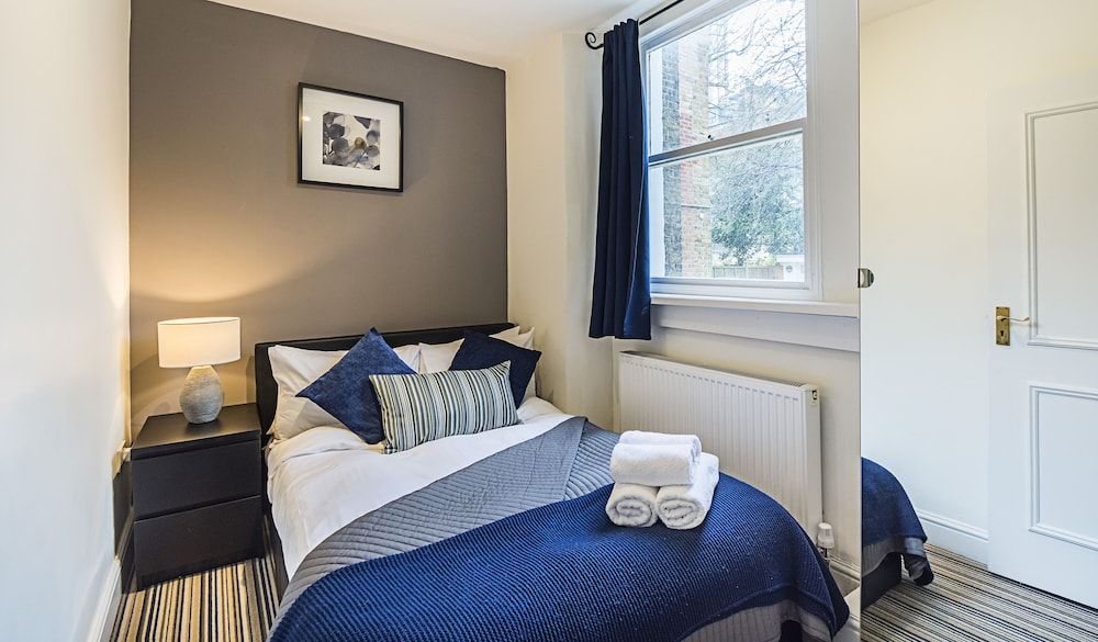 undefined 2Bed Apartment in Camden 7