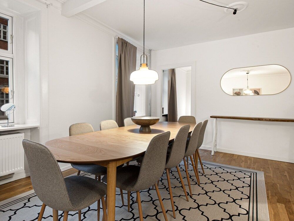 undefined Sanders Stage - Cozy 4-bdr Apt Near Nyhavn 7