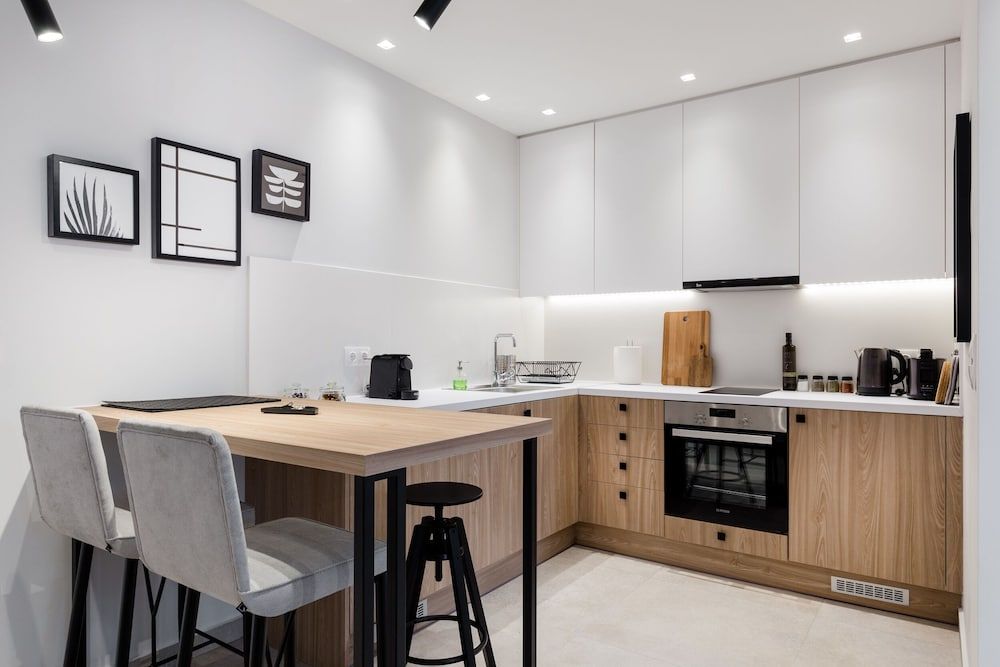 undefined UPSTREET Luxury Apartments in Plaka 9