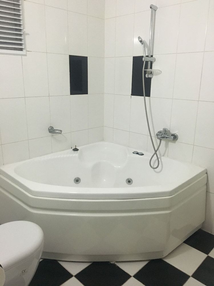 Bordo Hotel Standard Double Room 9