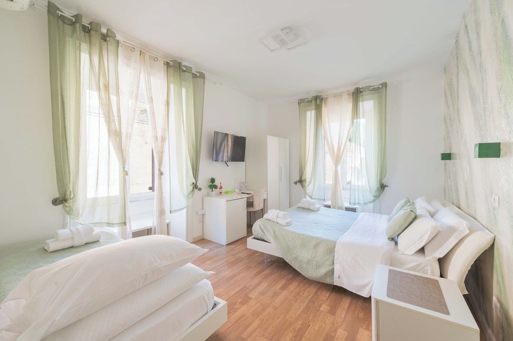 undefined Rione Monti Suites 7
