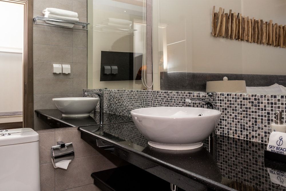 Sky Beach Maldives Hotel Deluxe Double or Twin Room, 1 Bedroom 4