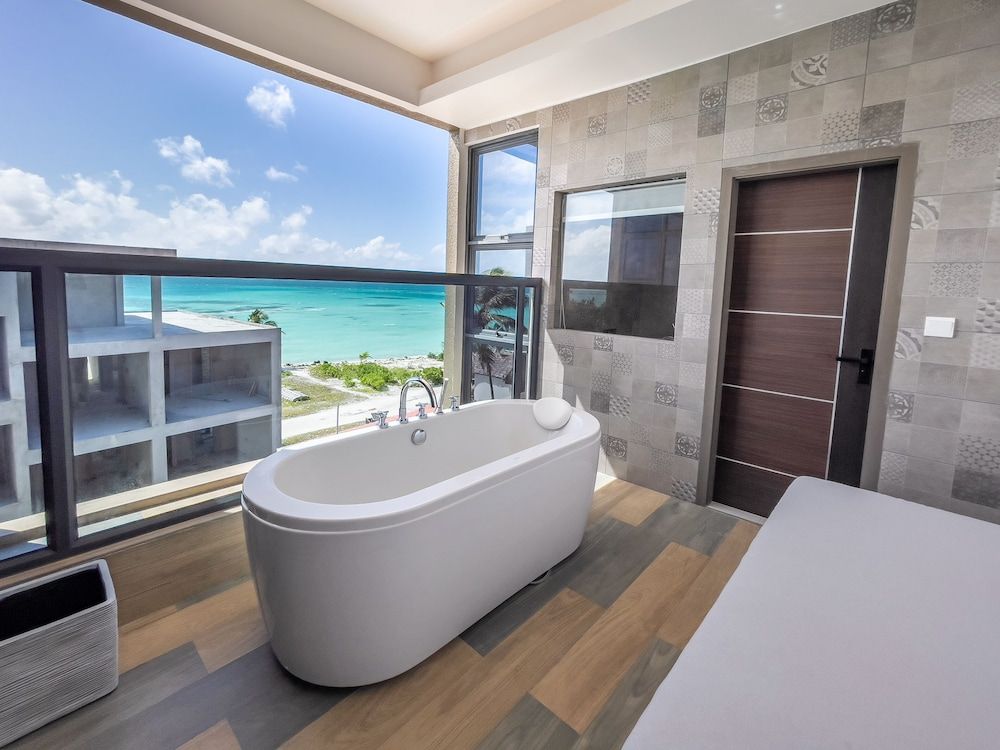 Sky Beach Maldives Hotel Grand Suite, 2 Bedrooms 4