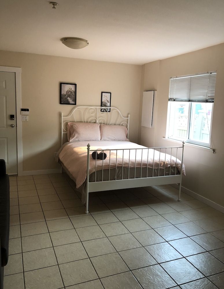 undefined Cora's Place 5