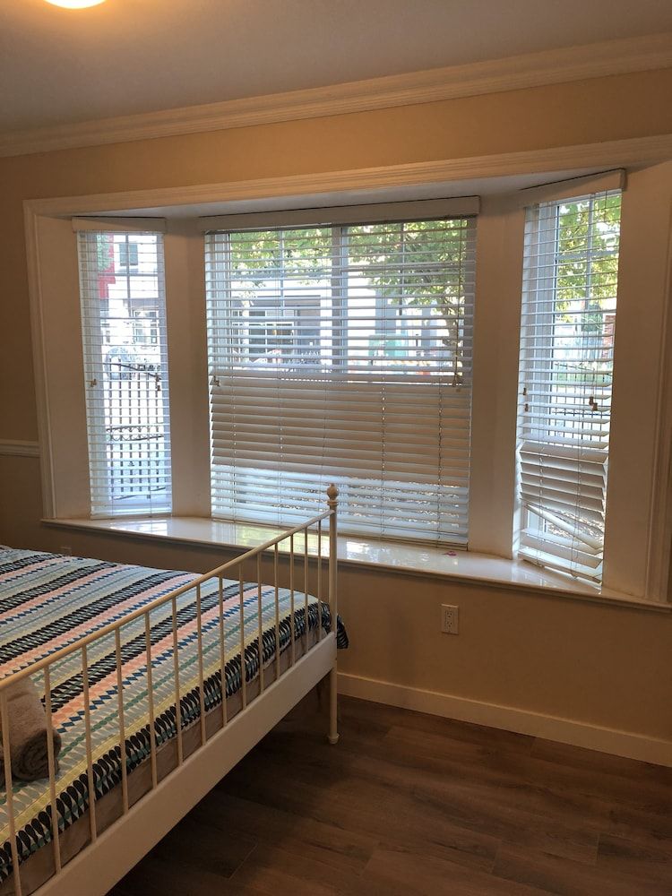 undefined Cora's Place 4