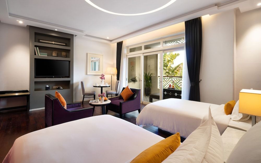 The Royal Family Suites by Memoire Palace Resort & Spa Luxury Twin Suite with Balcony 3