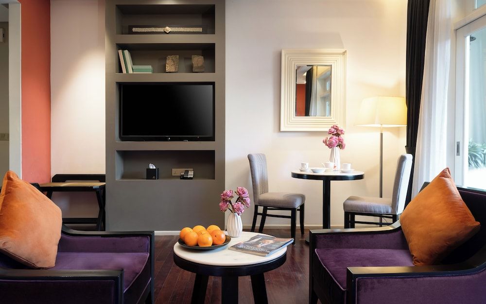 The Royal Family Suites by Memoire Palace Resort & Spa Luxury Twin Suite with Balcony 14