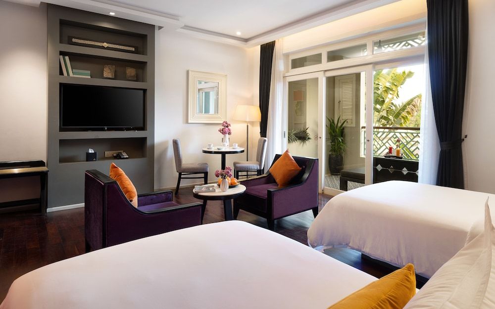 The Royal Family Suites by Memoire Palace Resort & Spa Luxury Twin Suite with Balcony 4