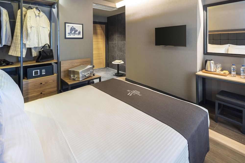 Marius Hotel Superior Double or Twin Room 2