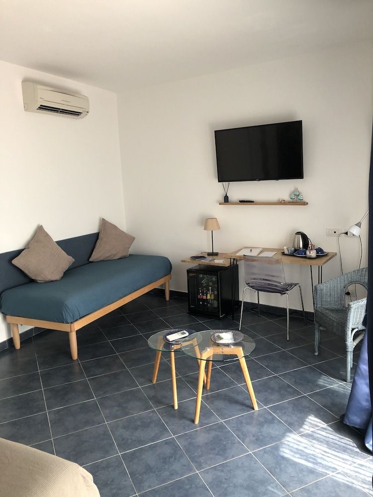 Baia Blu Rta Triple Room 5