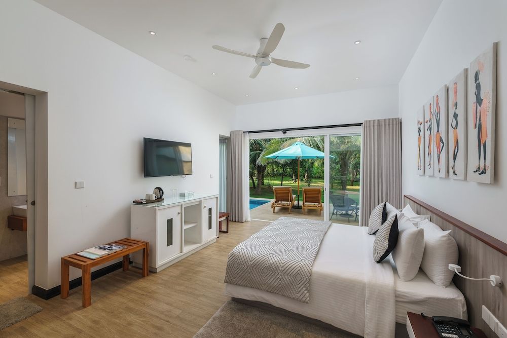 Aprota Villas Luxury Bungalow, 1 King Bed