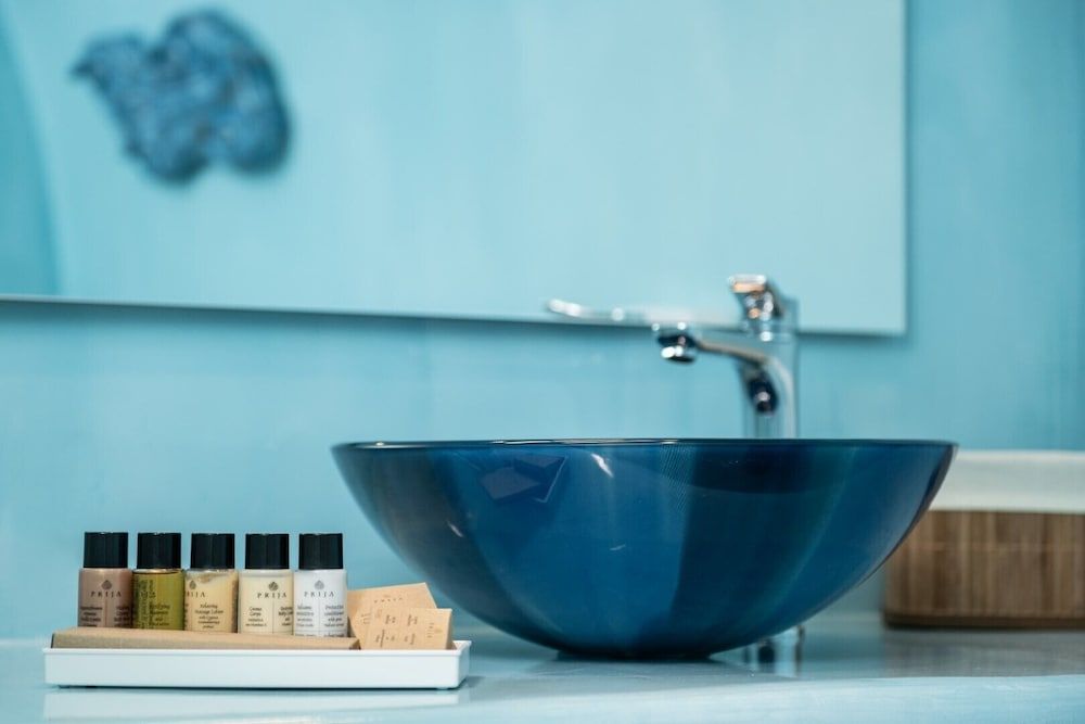 Sun Angelos Oia - Luxury Cave Suites Deluxe Cave Suite, Jetted Tub, Sea View & Sunset View 15