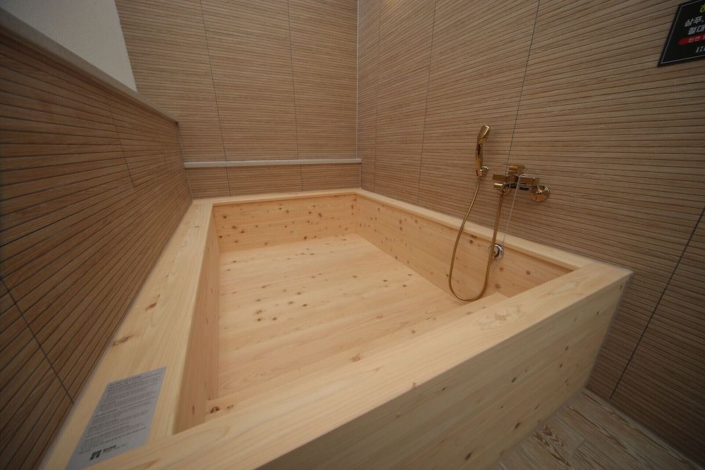 undefined H Avenue Hotel 2