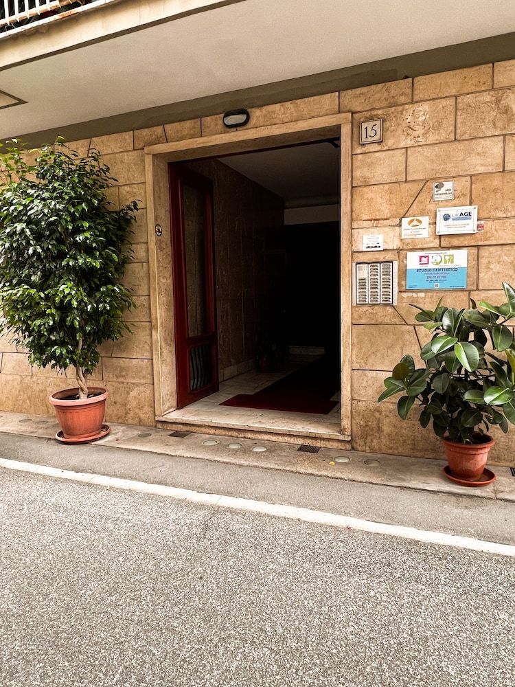 undefined Musei Vaticani Rooms 3