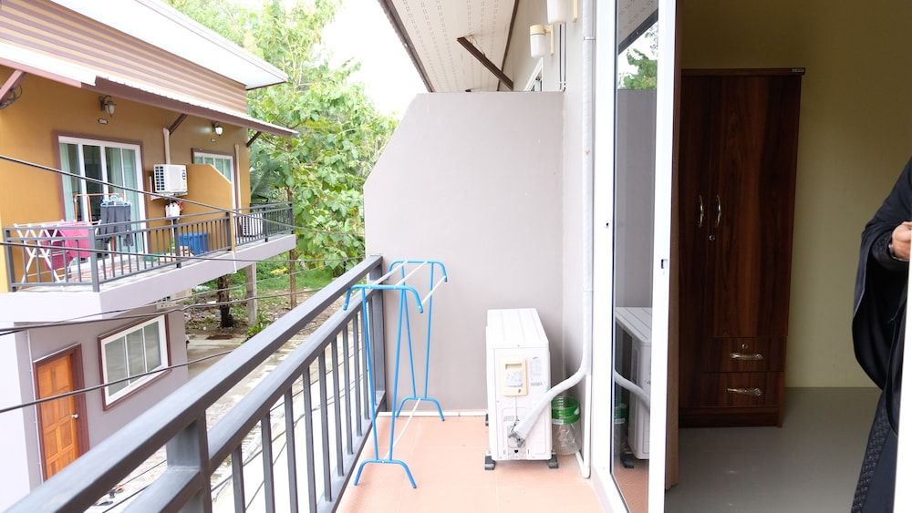 Hasanah Guesthouse Standard Double Room 10