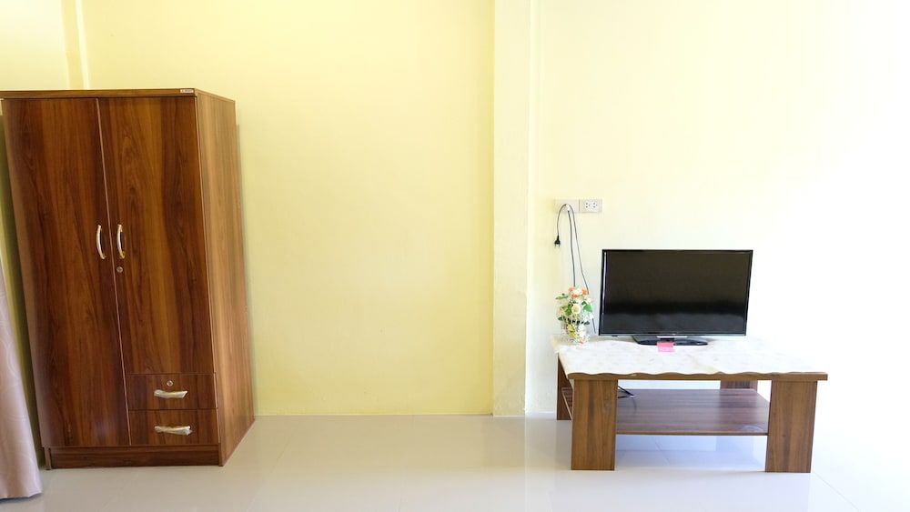 Hasanah Guesthouse Standard Double Room 16