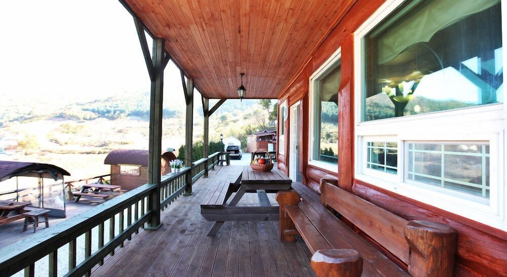 Muju Naos Pension Deluxe House 6