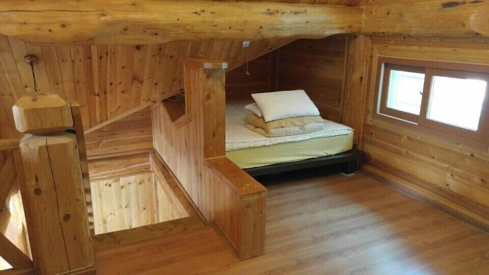 Muju Naos Pension Suite (Duplex) 7