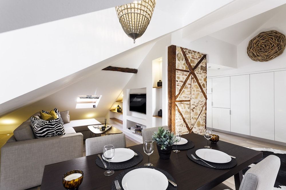 Madalena Downtown Luxury Duplex Apartment, 2 Bedrooms, 2 Bathrooms (Duplex) 2