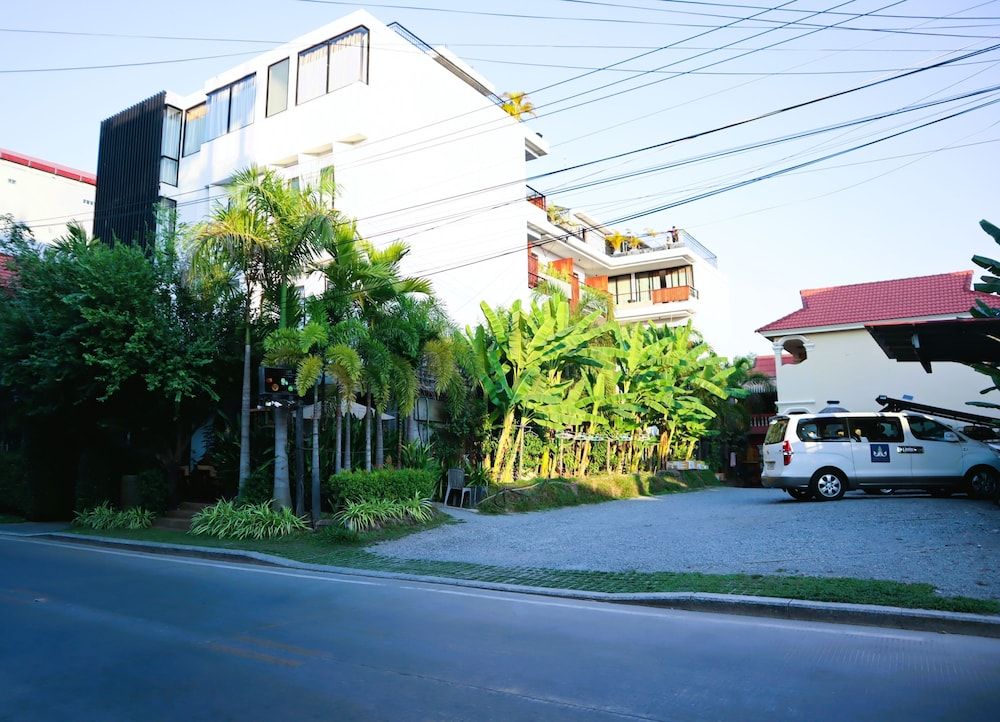 undefined Siem Reap Palace Hotel & Spa 7